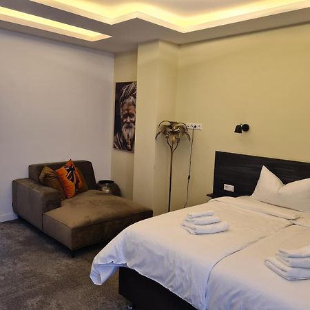 3 Monkeys Hotel شتاينفورت المظهر الخارجي الصورة