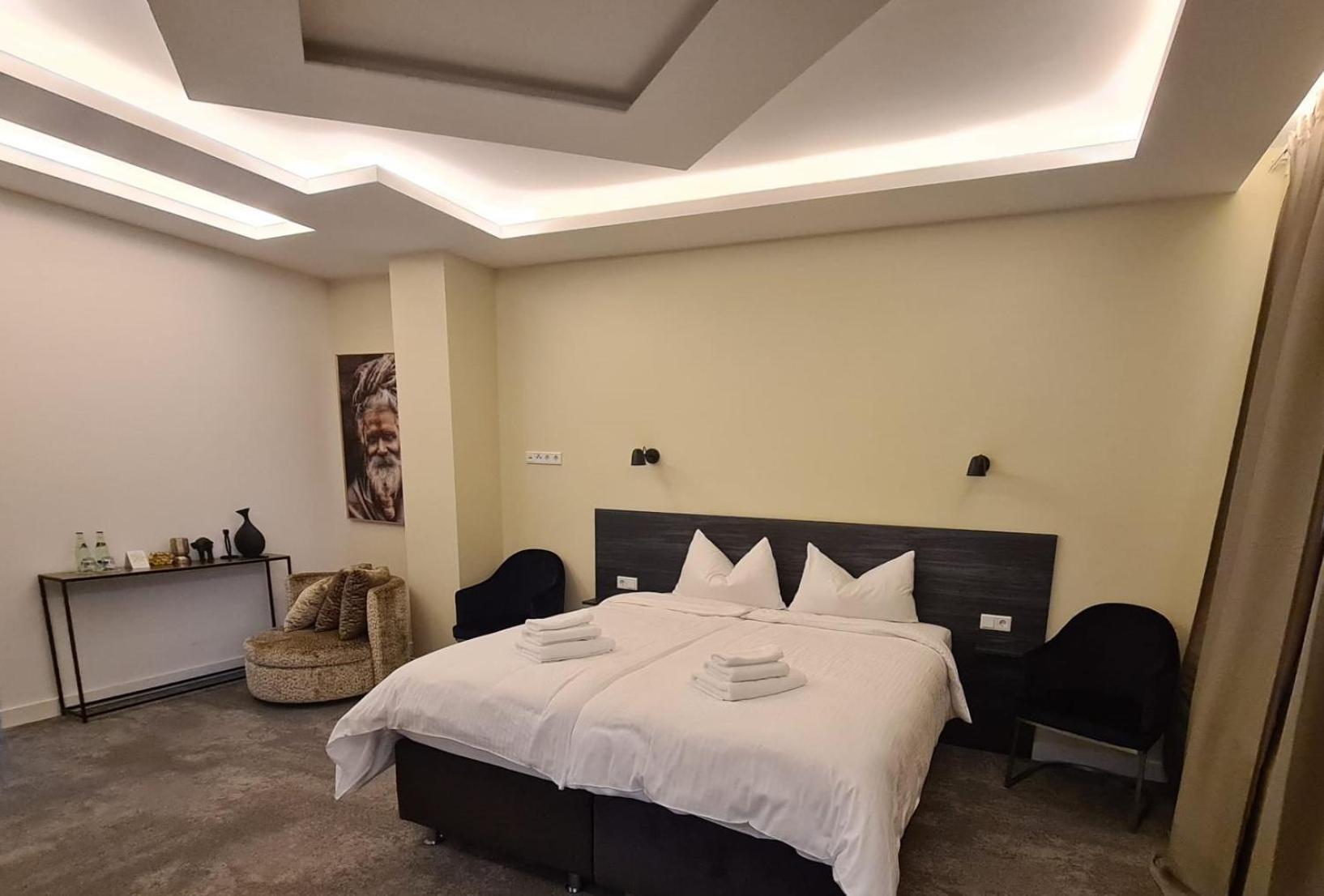 3 Monkeys Hotel شتاينفورت المظهر الخارجي الصورة